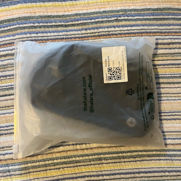HALARA Black Beltbag - Picture 1 of 6